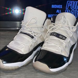 Retro 11 Jordan’s (GS) Concords